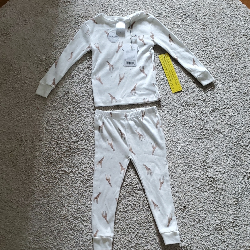NEW Giraffe Print Kids Pajama Set - Cream and Brown